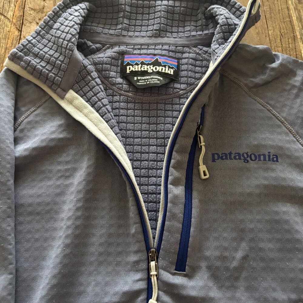 Patagonia R1 - Picture 2 of 6